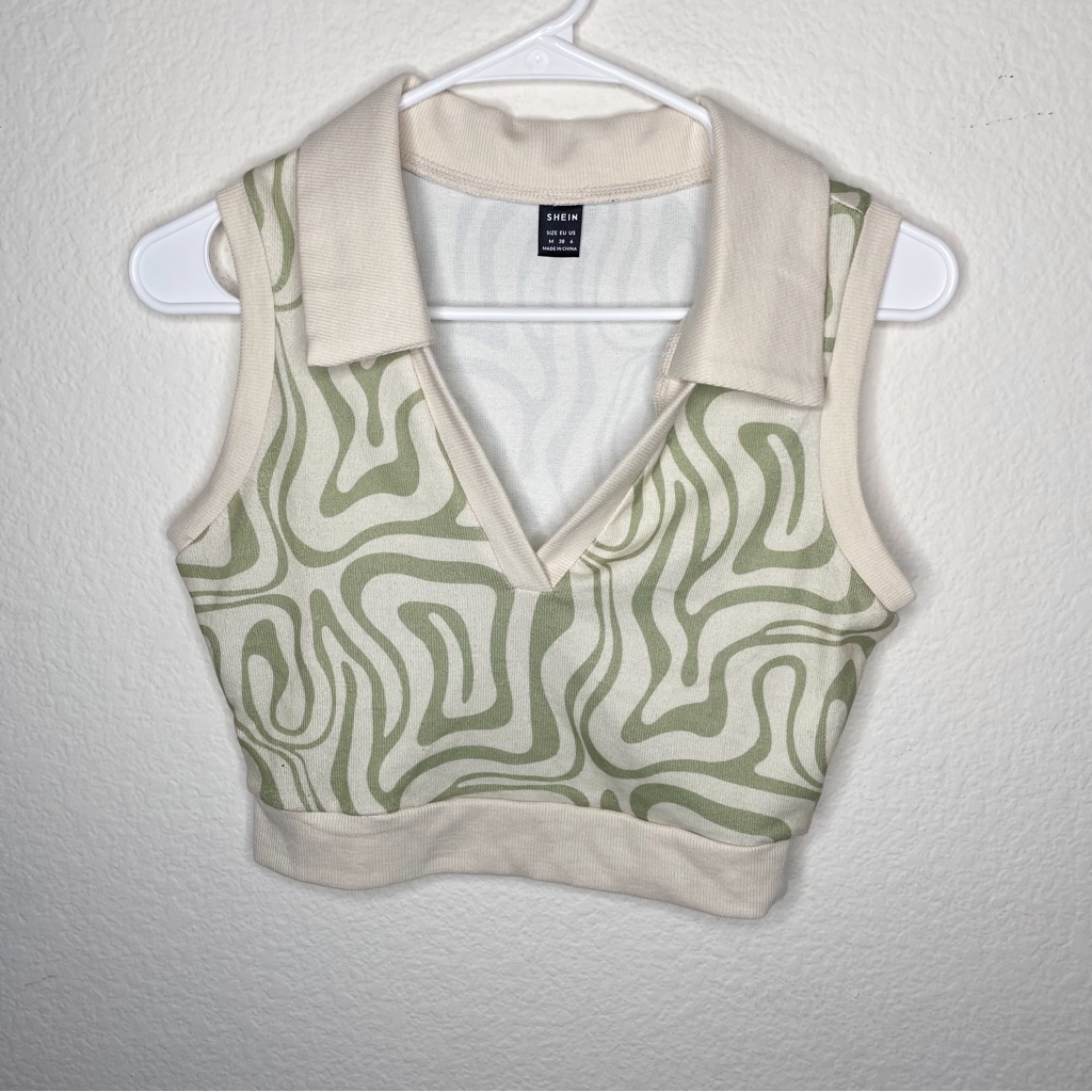 Fun Collared Pattern Top